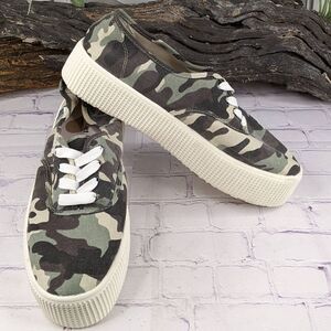 COOL PLANET By Steve Madden Stream Camouflage Sneakers